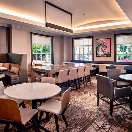 Residence Inn Alexandria Old Town/Duke Street Экстерьер фото
