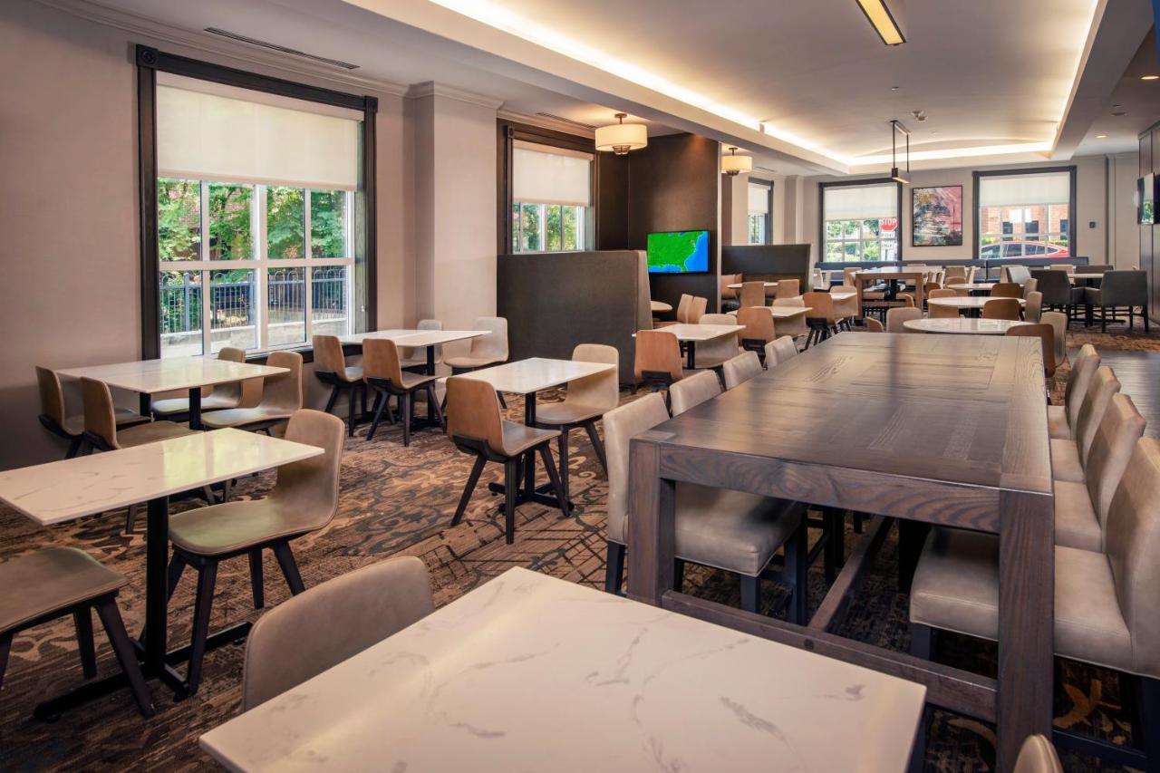 Residence Inn Alexandria Old Town/Duke Street Экстерьер фото