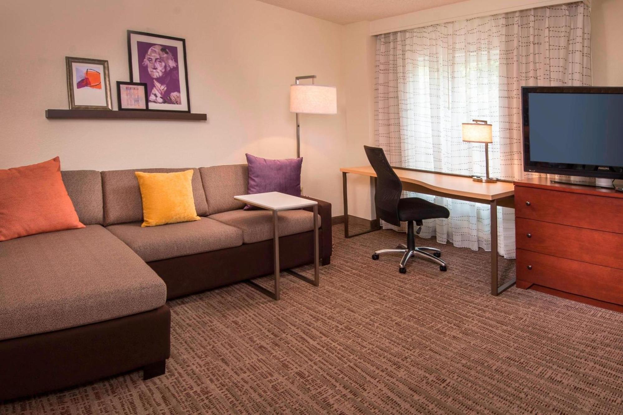 Residence Inn Alexandria Old Town/Duke Street Экстерьер фото